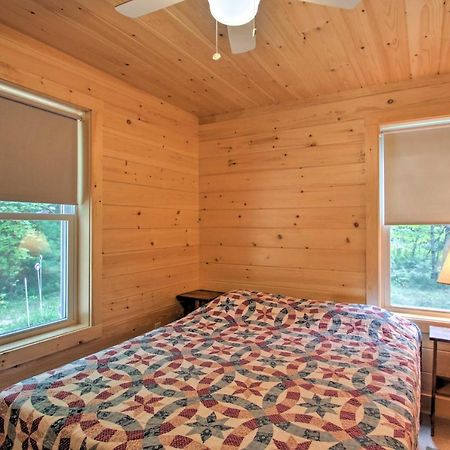Family Cabin With Beach Access On Panther Pond Raymond Bagian luar foto