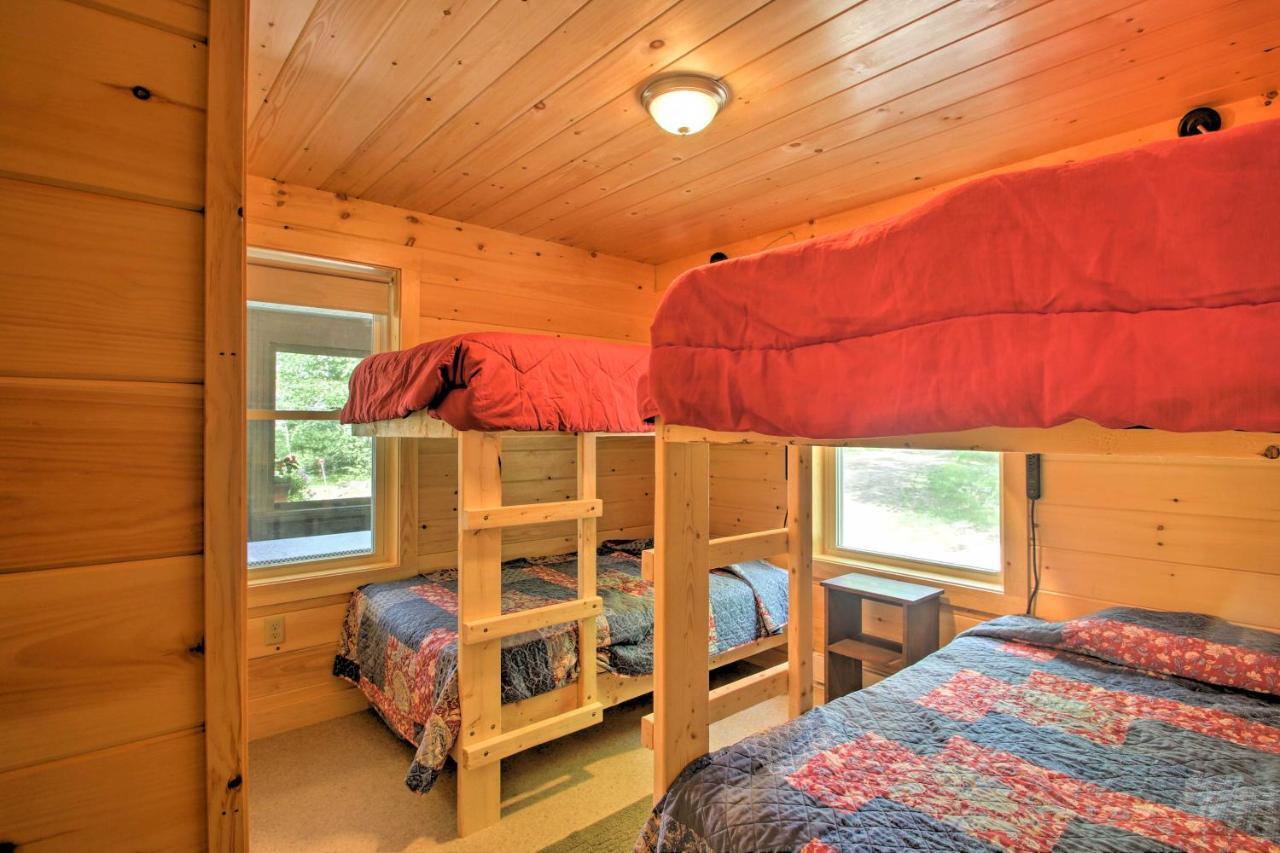 Family Cabin With Beach Access On Panther Pond Raymond Bagian luar foto